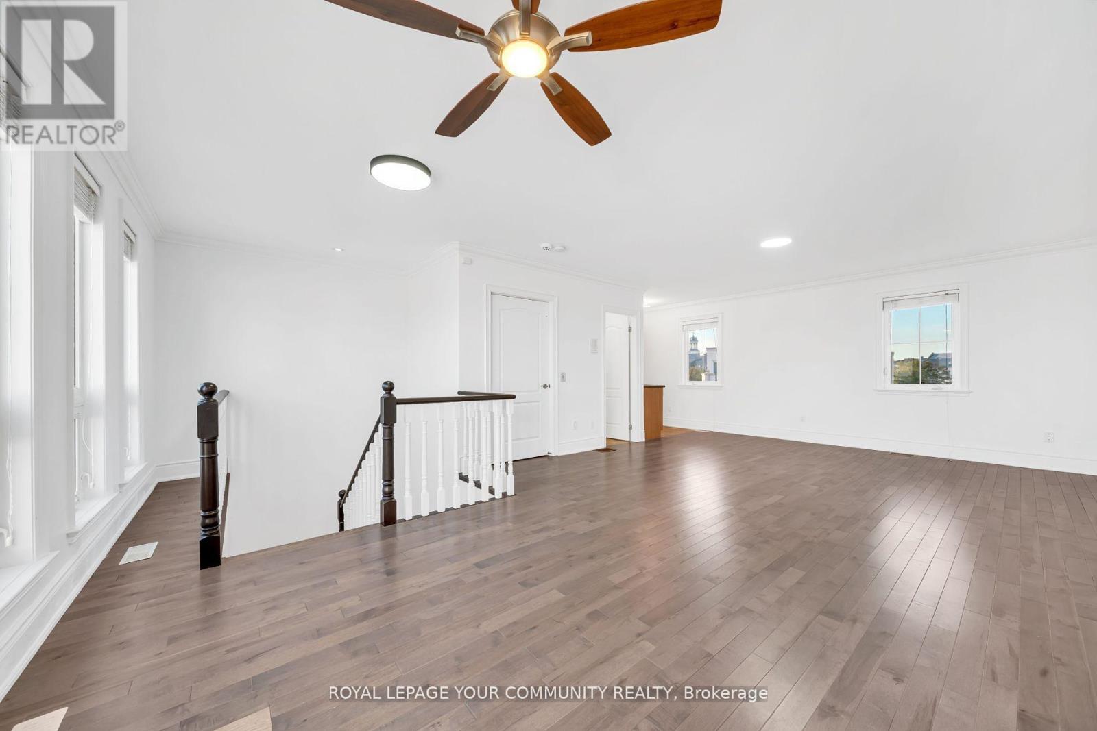 












#107 - 165 DIVISION STREET

,
Cobourg,




Ontario
K9A0B3

