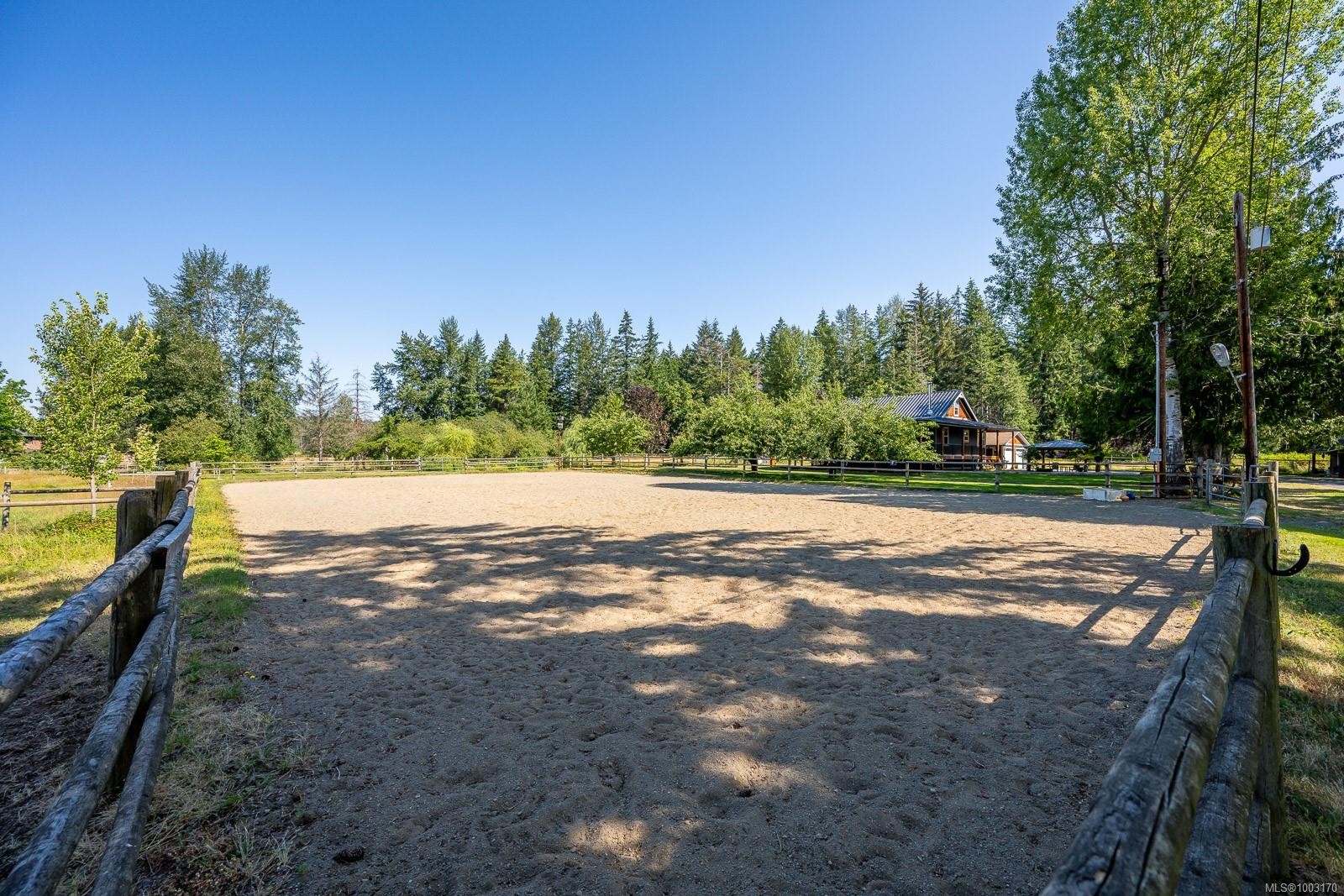 









6392


Island

Hwy North,
Courtenay,




BC
V9J 1T7

