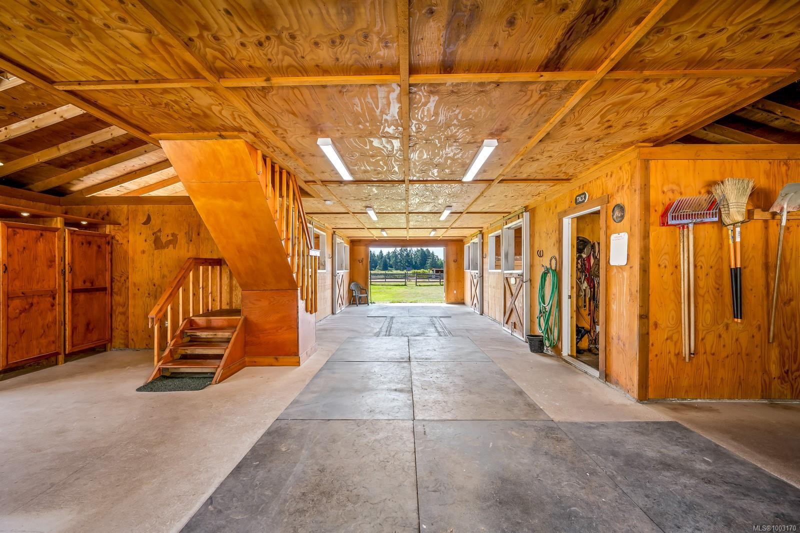 









6392


Island

Hwy North,
Courtenay,




BC
V9J 1T7


