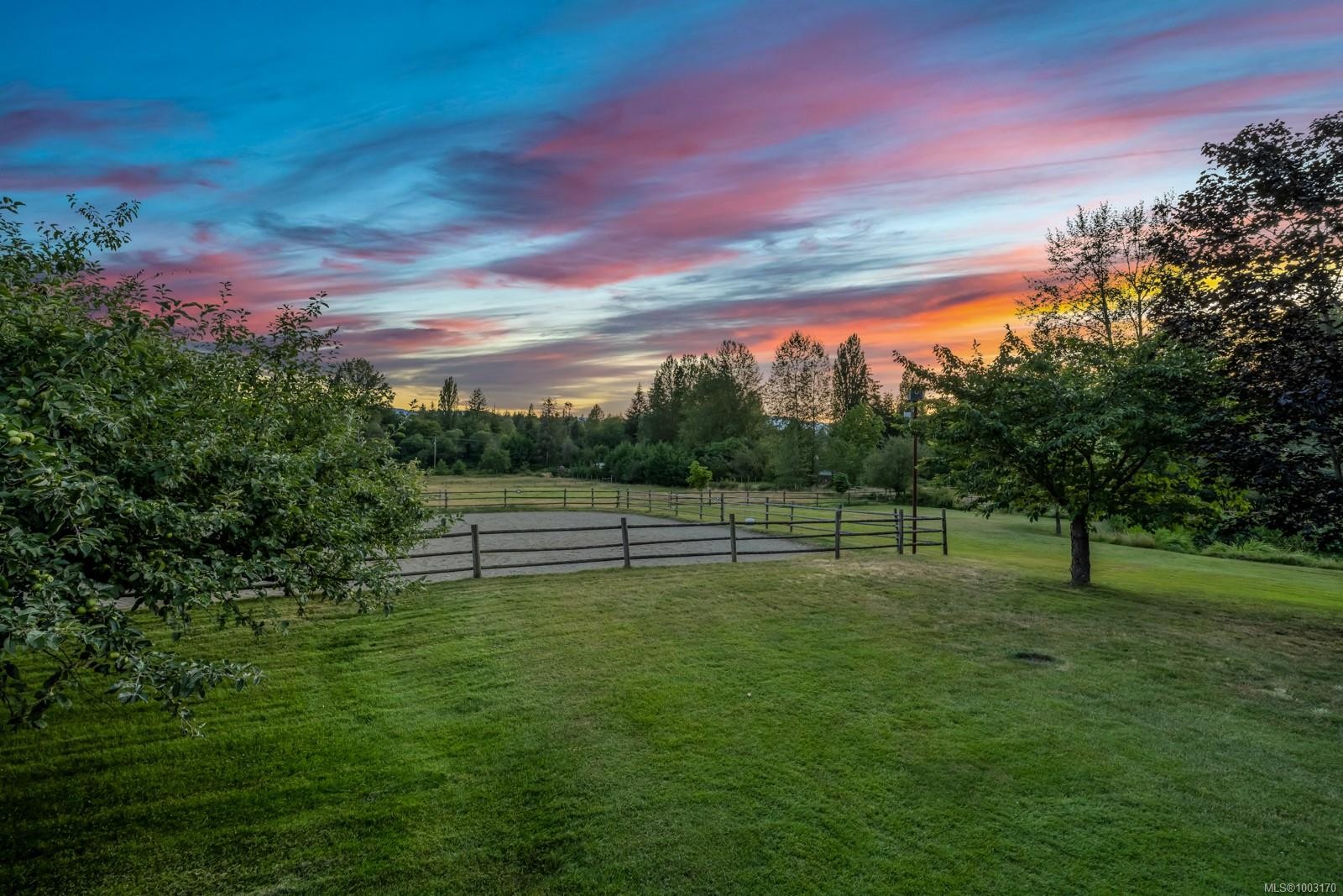 









6392


Island

Hwy North,
Courtenay,




BC
V9J 1T7

