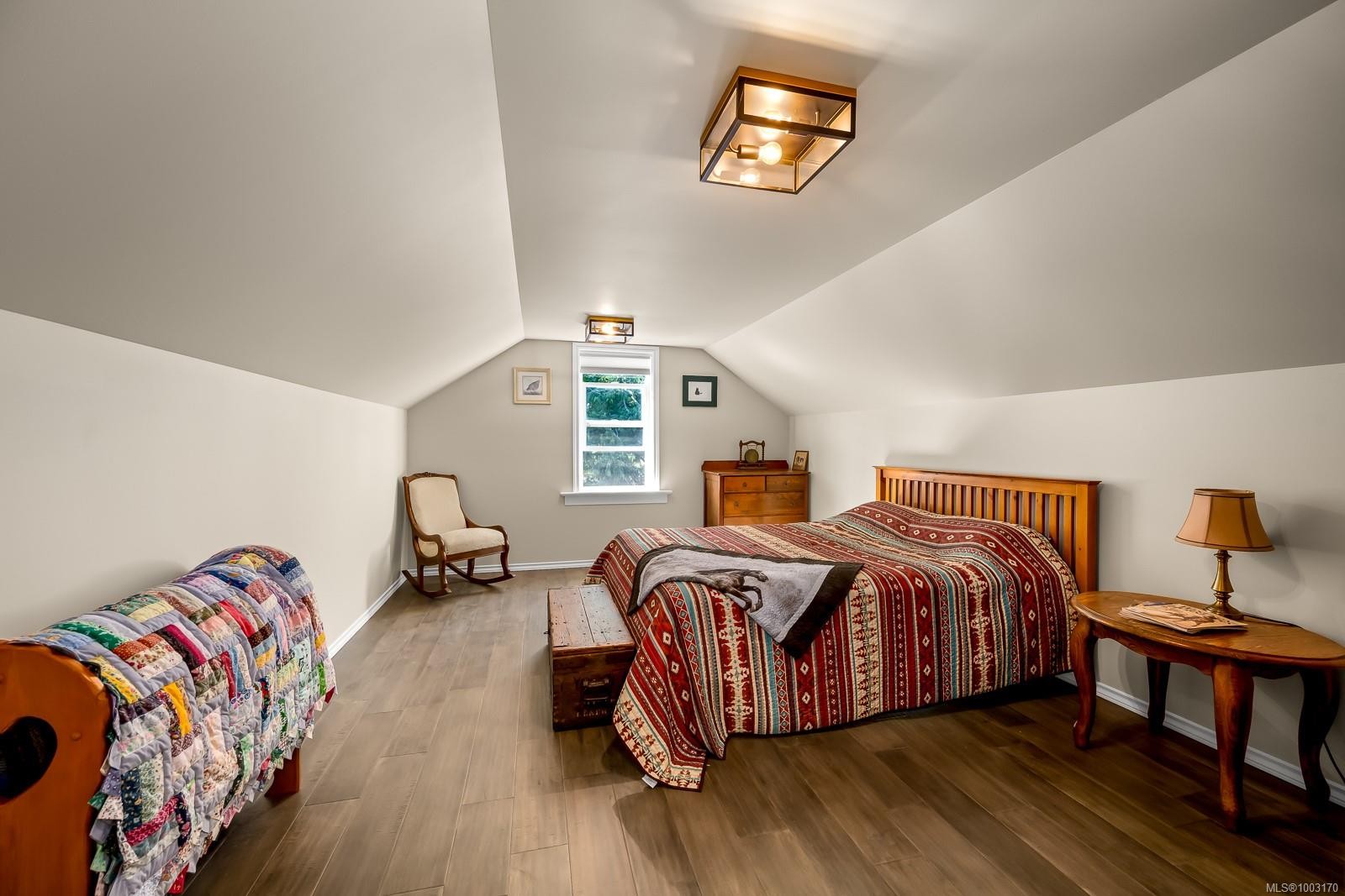 









6392


Island

Hwy North,
Courtenay,




BC
V9J 1T7

