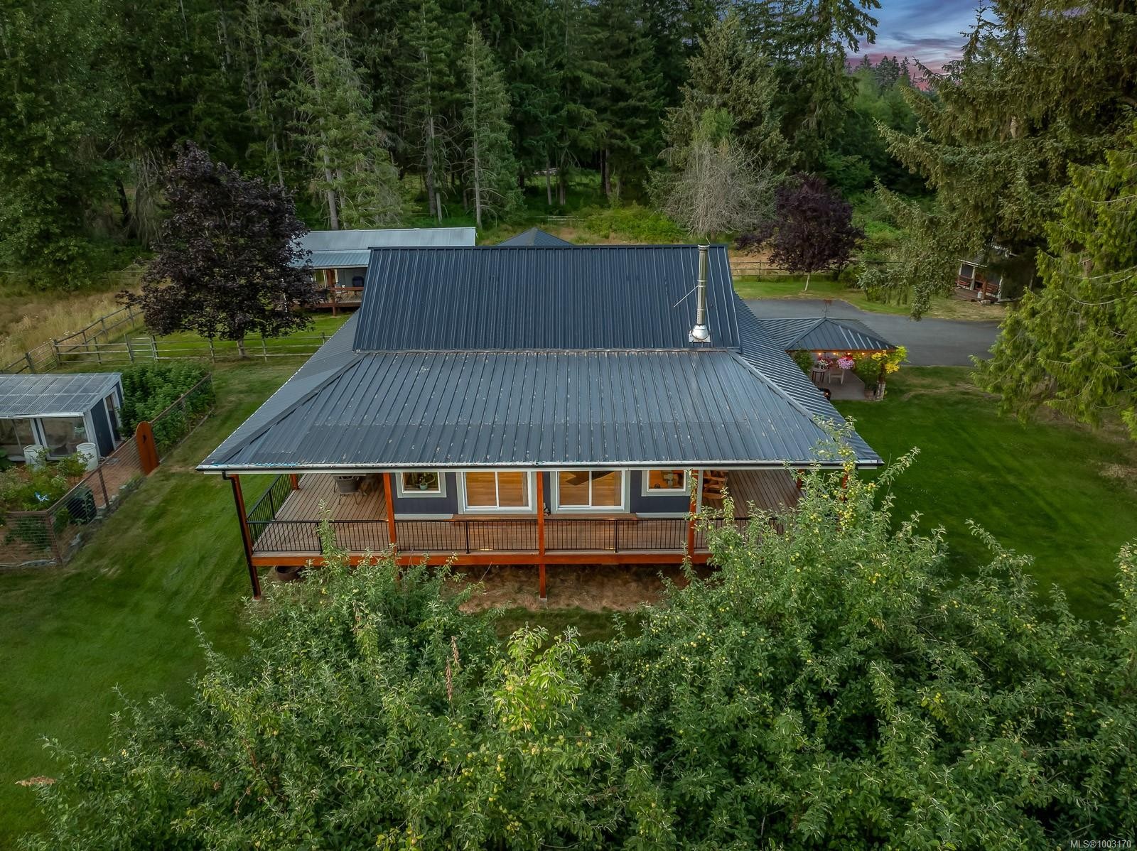 









6392


Island

Hwy North,
Courtenay,




BC
V9J 1T7


