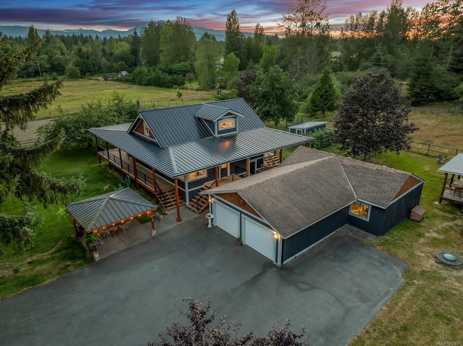 









6392


Island

Hwy North,
Courtenay,




BC
V9J 1T7


