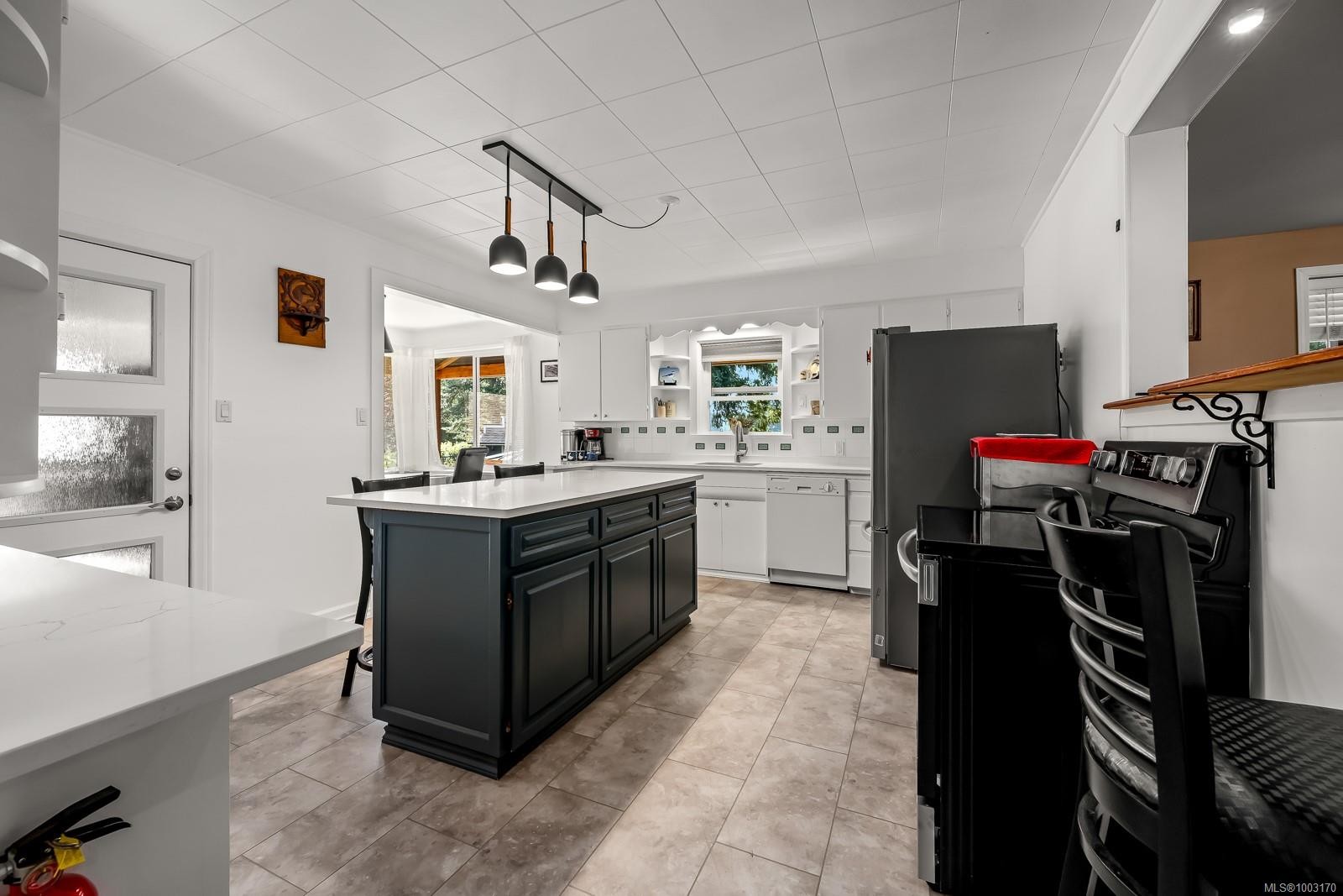









6392


Island

Hwy North,
Courtenay,




BC
V9J 1T7

