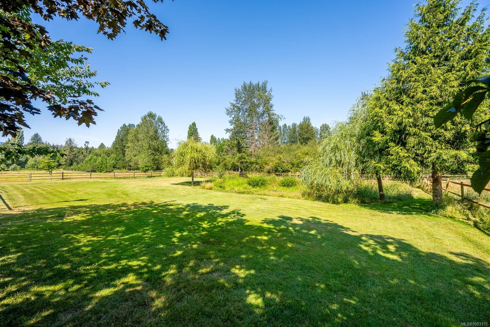 









6392


Island

Hwy North,
Courtenay,




BC
V9J 1T7

