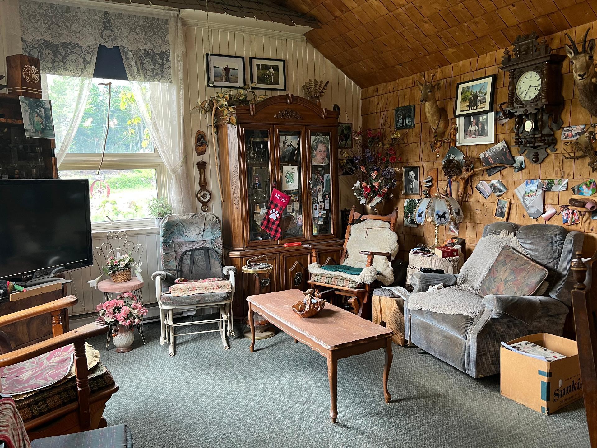 









4850


Ch. Brassard

,
Saint-Zénon,




QC
J0K3N0

