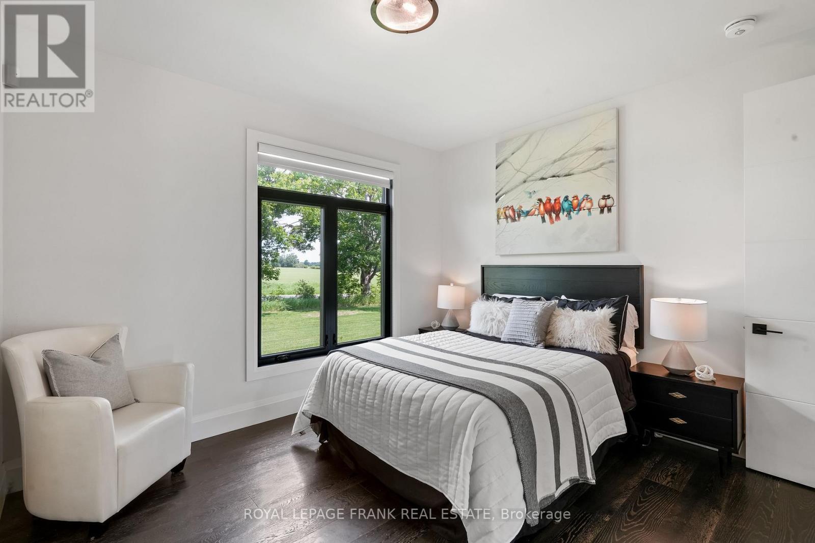 












3248 POGUE ROAD

,
Scugog (Port Perry),




Ontario
L9L1B6

