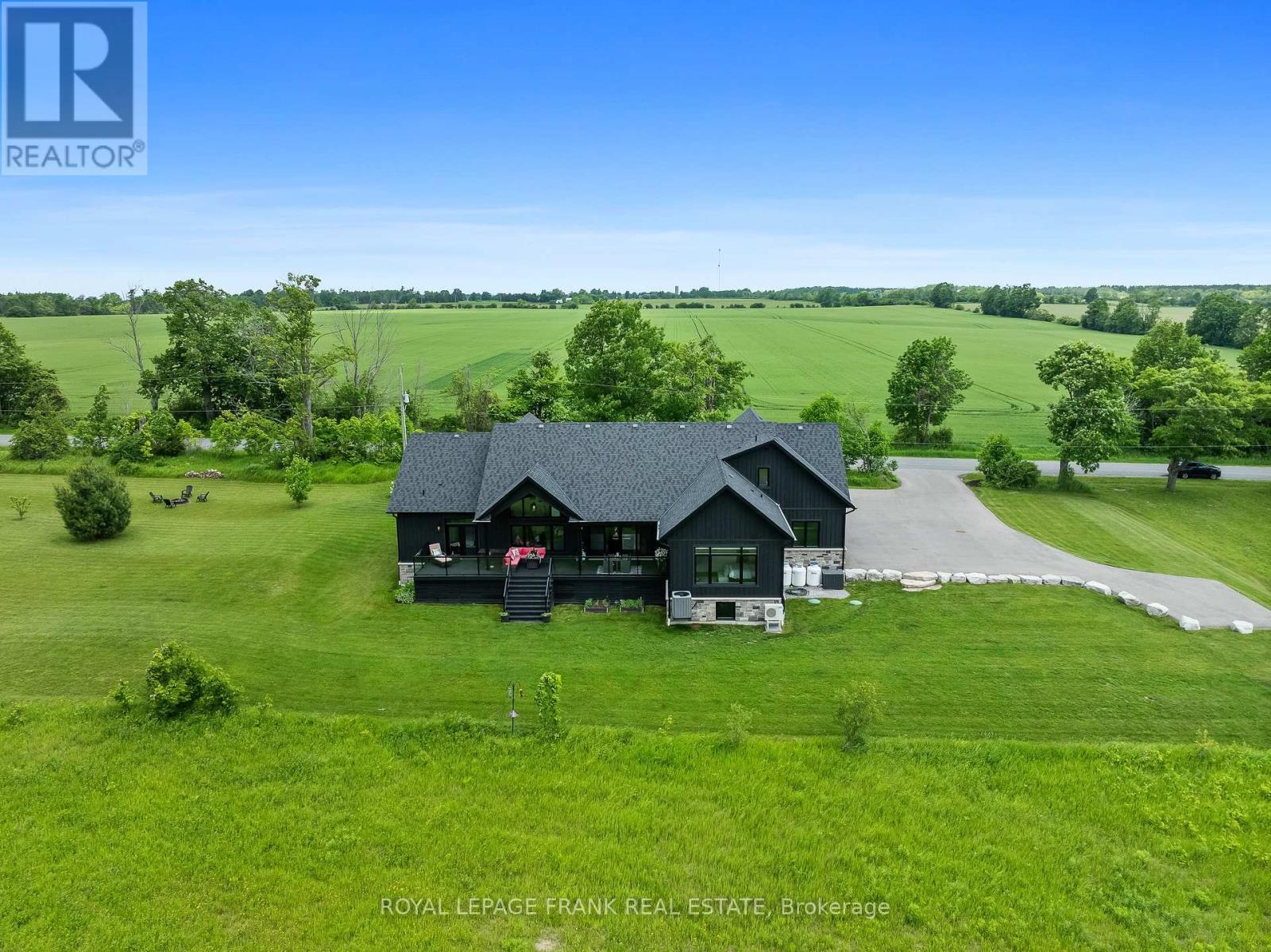 












3248 POGUE ROAD

,
Scugog (Port Perry),




Ontario
L9L1B6

