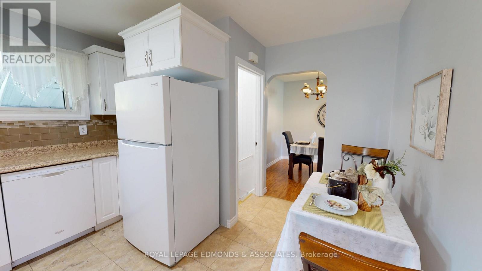 












3283 PETAWAWA BOULEVARD

,
Petawawa,




Ontario
K8H1X8

