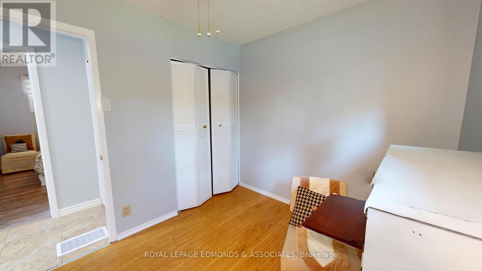 












3283 PETAWAWA BOULEVARD

,
Petawawa,




Ontario
K8H1X8

