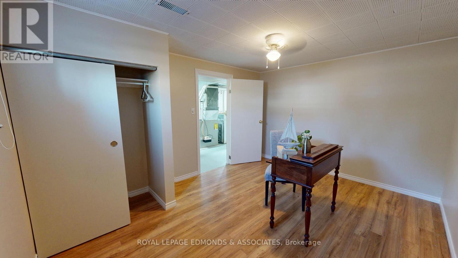 












3283 PETAWAWA BOULEVARD

,
Petawawa,




Ontario
K8H1X8

