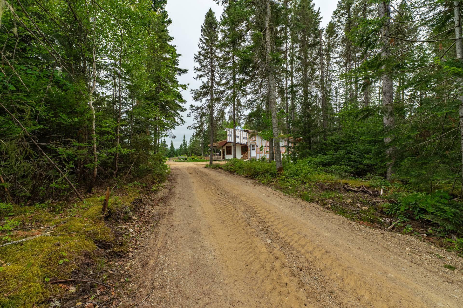 









3730


Ch. des Hauteurs

,
Sainte-Lucie-des-Laurentides,




QC
J0T2J0

