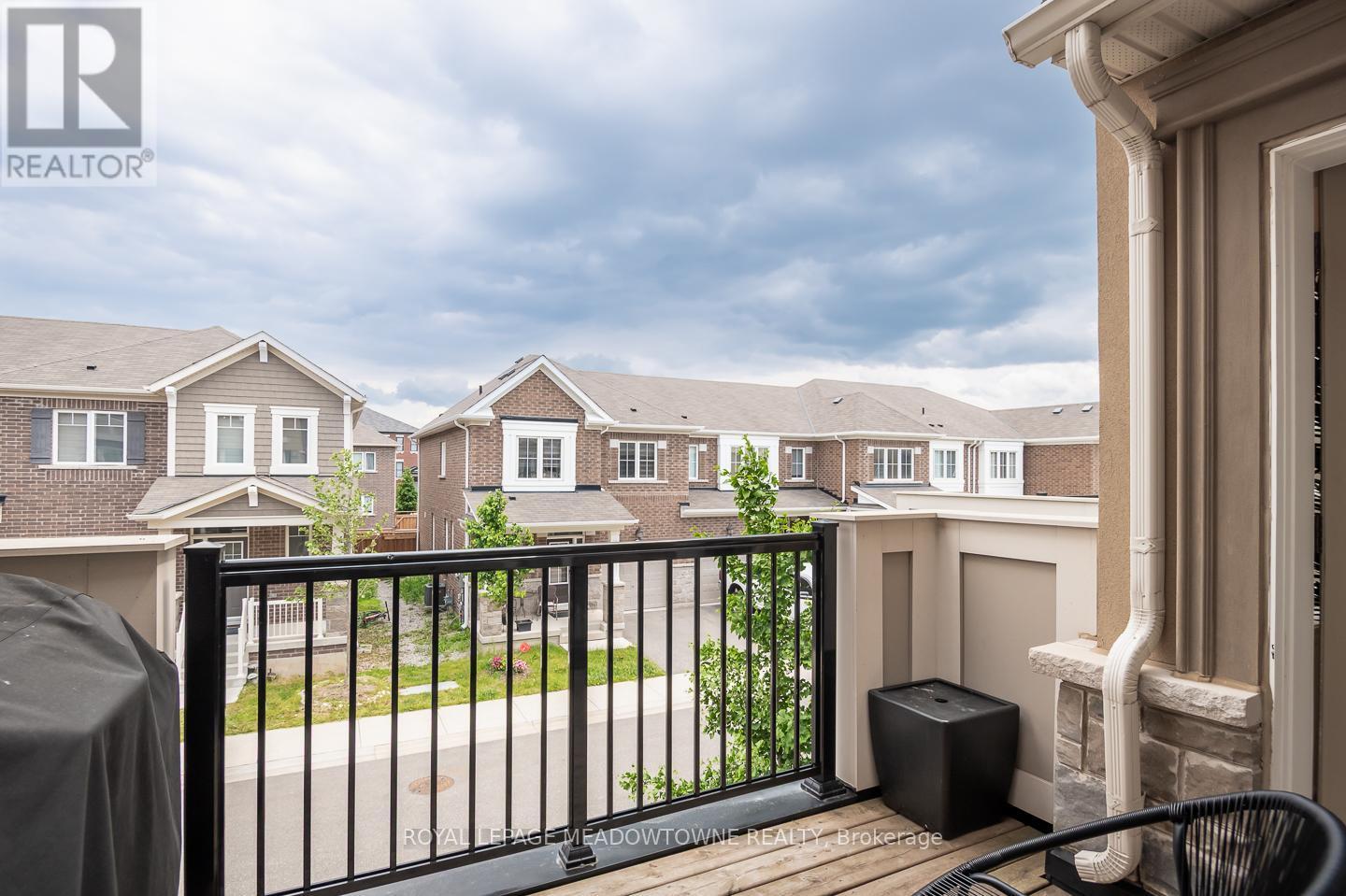 












53 - 975 WHITLOCK AVENUE

,
Milton,




Ontario
L9E1S9

