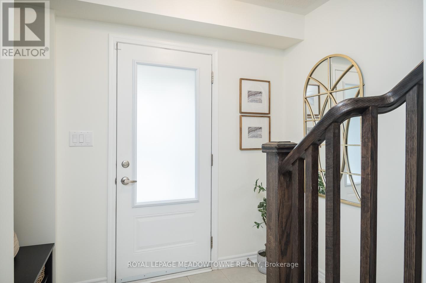












53 - 975 WHITLOCK AVENUE

,
Milton,




Ontario
L9E1S9

