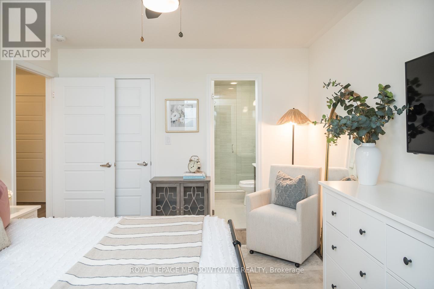 












53 - 975 WHITLOCK AVENUE

,
Milton,




Ontario
L9E1S9

