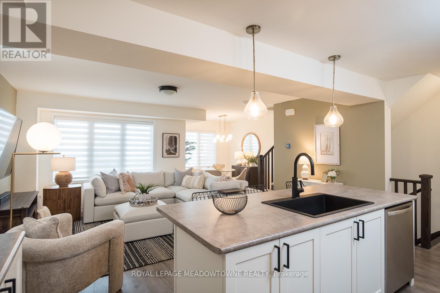 












53 - 975 WHITLOCK AVENUE

,
Milton,




Ontario
L9E1S9

