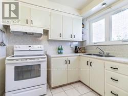 












8 CHESHIRE DRIVE

,
Toronto,




Ontario
M9B2N8

