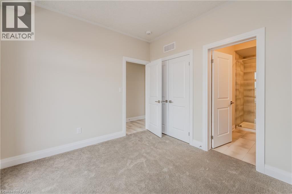 












271 GREY SILO Road Unit# 67

,
Waterloo,




Ontario
N2K0E9

