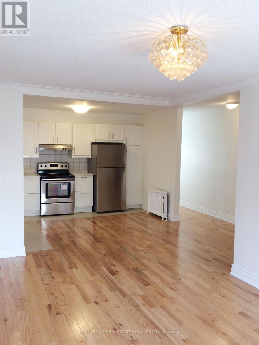 












475 WINONA DRIVE

,
Toronto,




Ontario
M6C3V2

