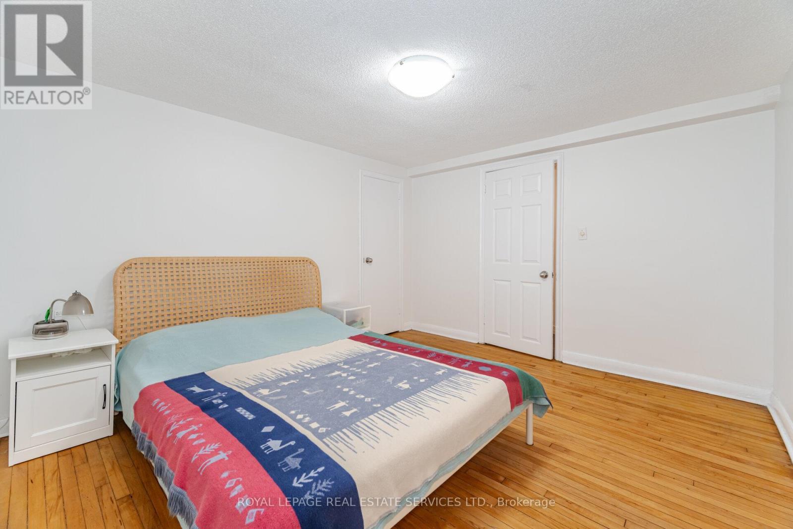 












475 WINONA DRIVE

,
Toronto,




Ontario
M6C3V2

