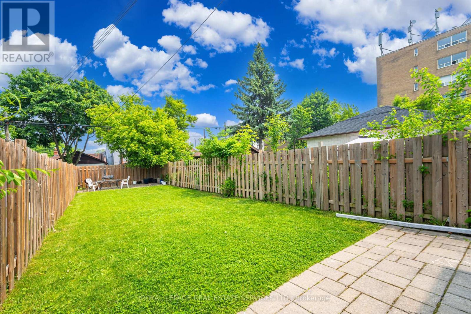 












475 WINONA DRIVE

,
Toronto,




Ontario
M6C3V2

