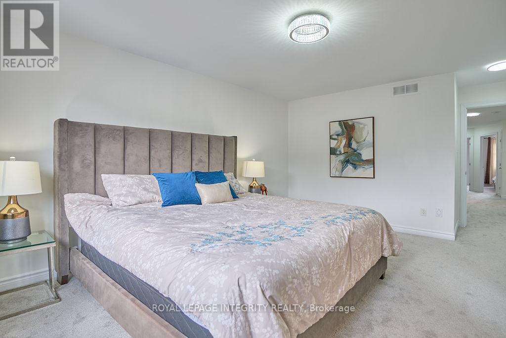 












619 MOORPARK AVENUE

,
Ottawa,




Ontario
K2M0B6

