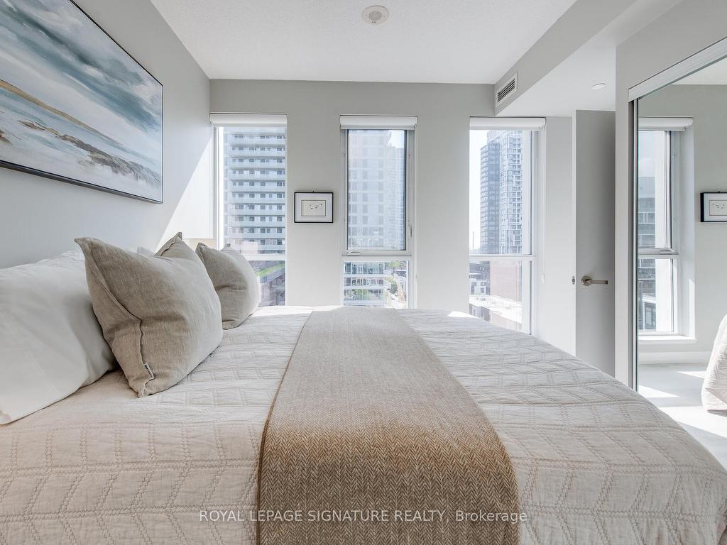 









170


Sumach

Street, 902,
Toronto,




ON
M5A 0C3


