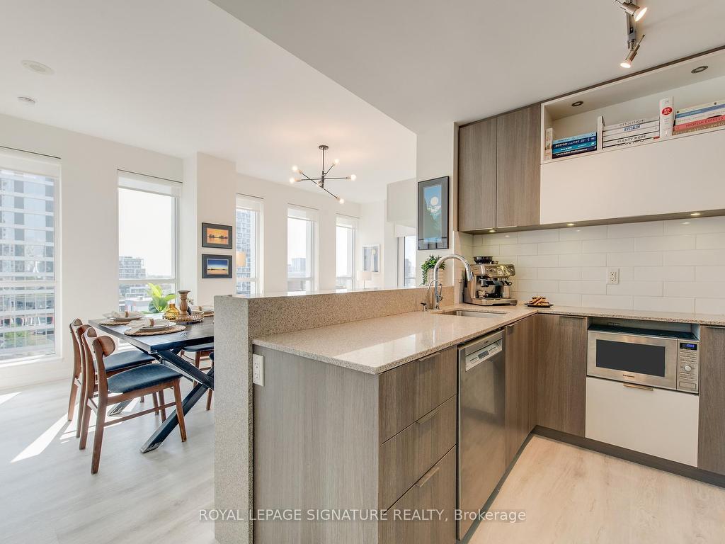 









170


Sumach

Street, 902,
Toronto,




ON
M5A 0C3

