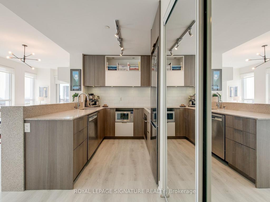 









170


Sumach

Street, 902,
Toronto,




ON
M5A 0C3

