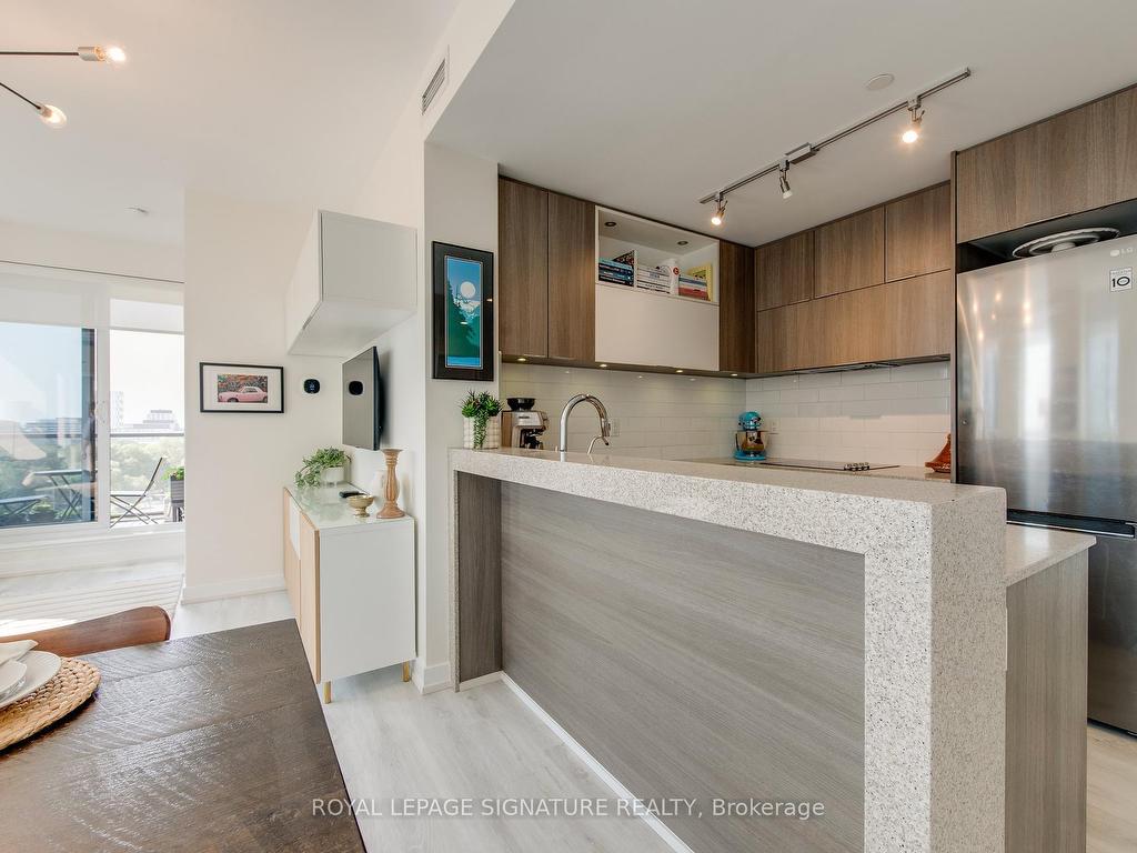 









170


Sumach

Street, 902,
Toronto,




ON
M5A 0C3

