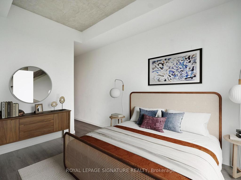 









7


Smith

Crescent, 808,
Toronto,




ON
M8Z 0G3

