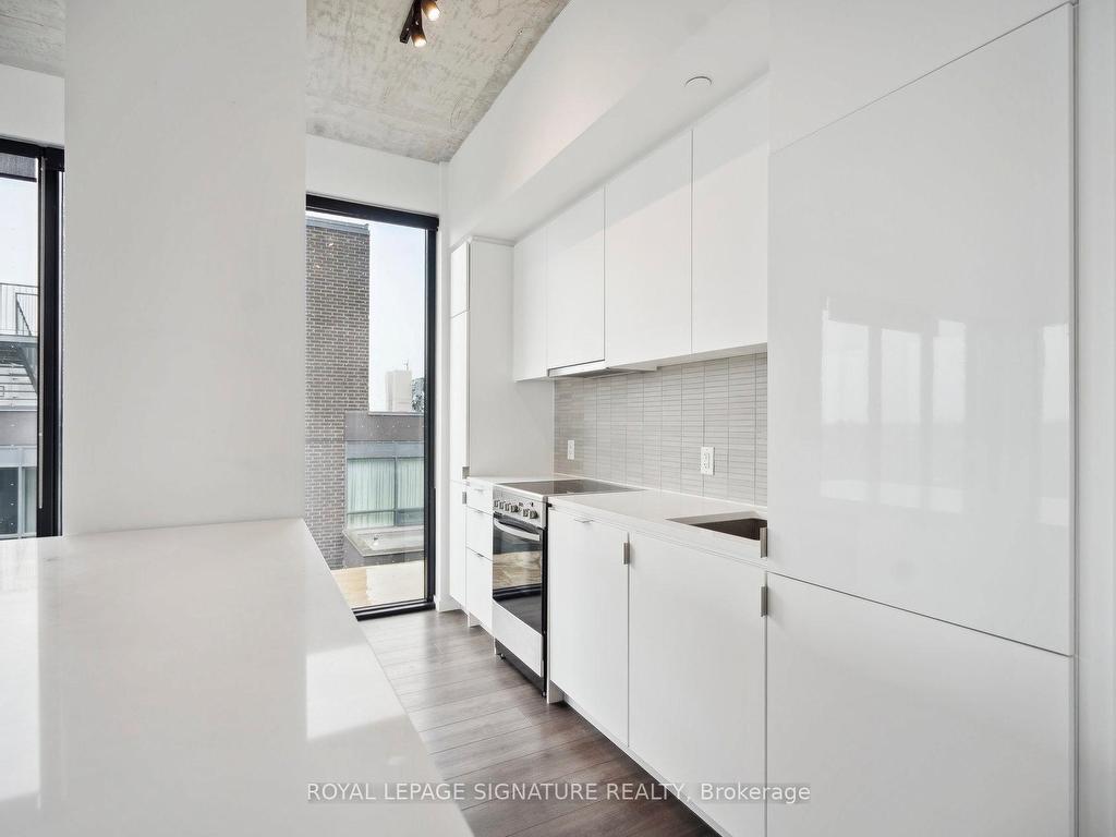 









7


Smith

Crescent, 808,
Toronto,




ON
M8Z 0G3

