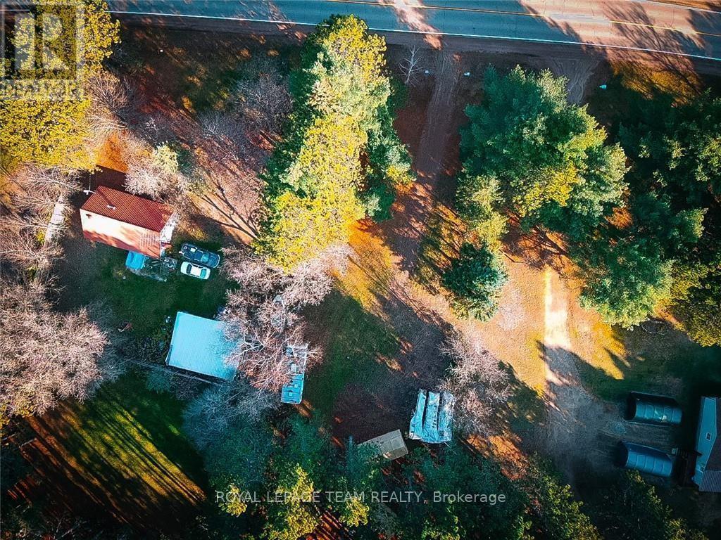 












2909 ROUND LAKE ROAD

,
Killaloe, Hagarty and Richards,







Ontario
K0J2J0

