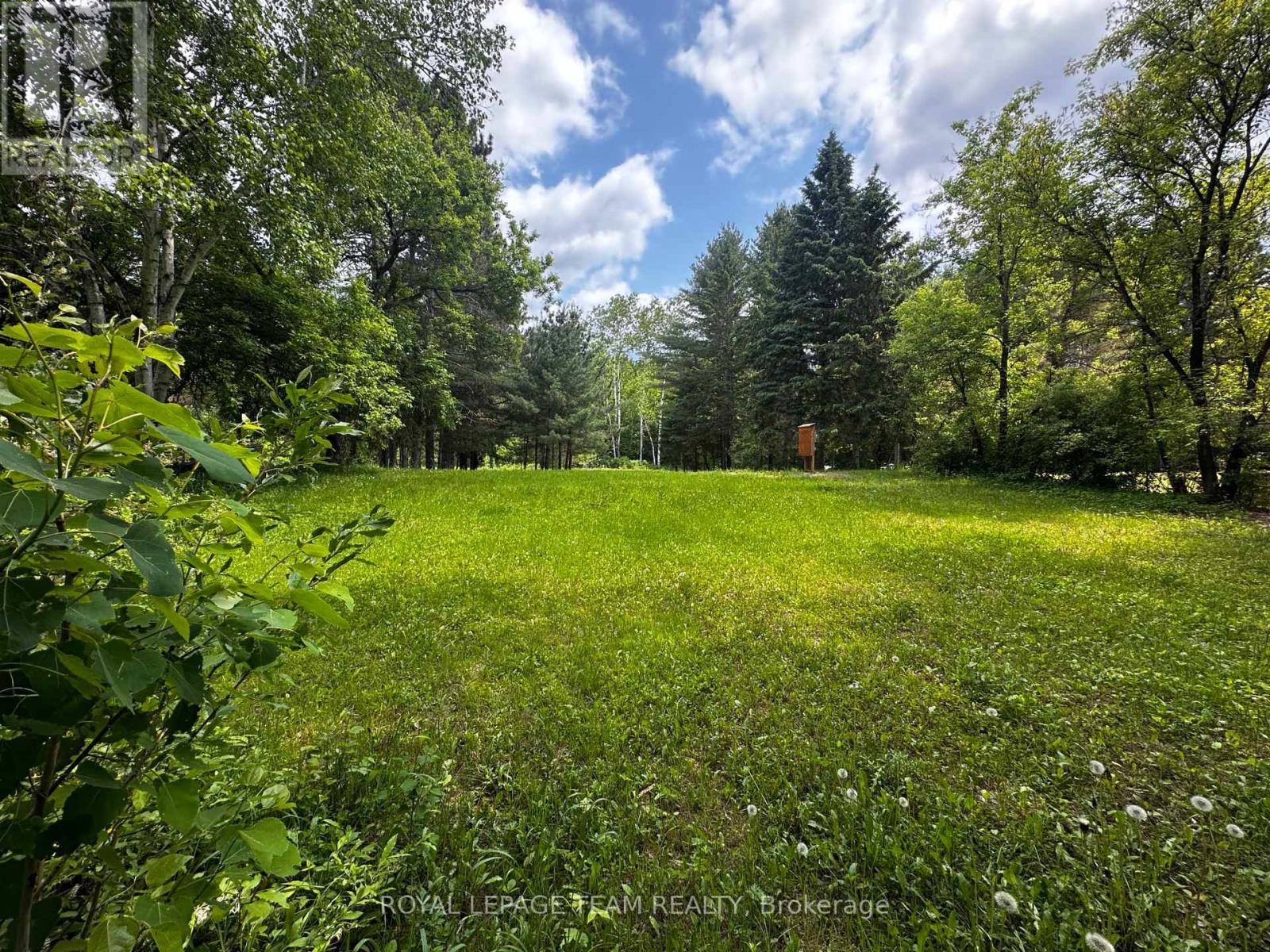 












2909 ROUND LAKE ROAD

,
Killaloe, Hagarty and Richards,







Ontario
K0J2J0

