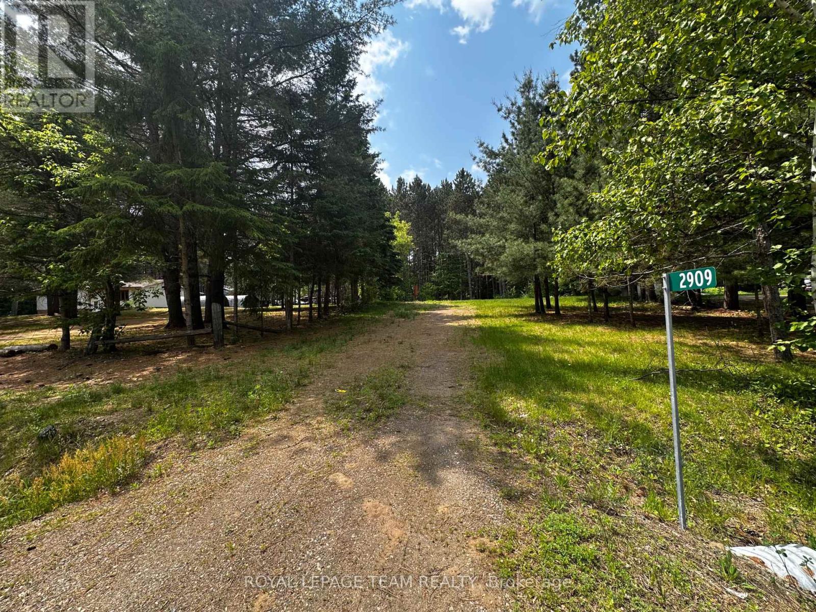 












2909 ROUND LAKE ROAD

,
Killaloe, Hagarty and Richards,







Ontario
K0J2J0

