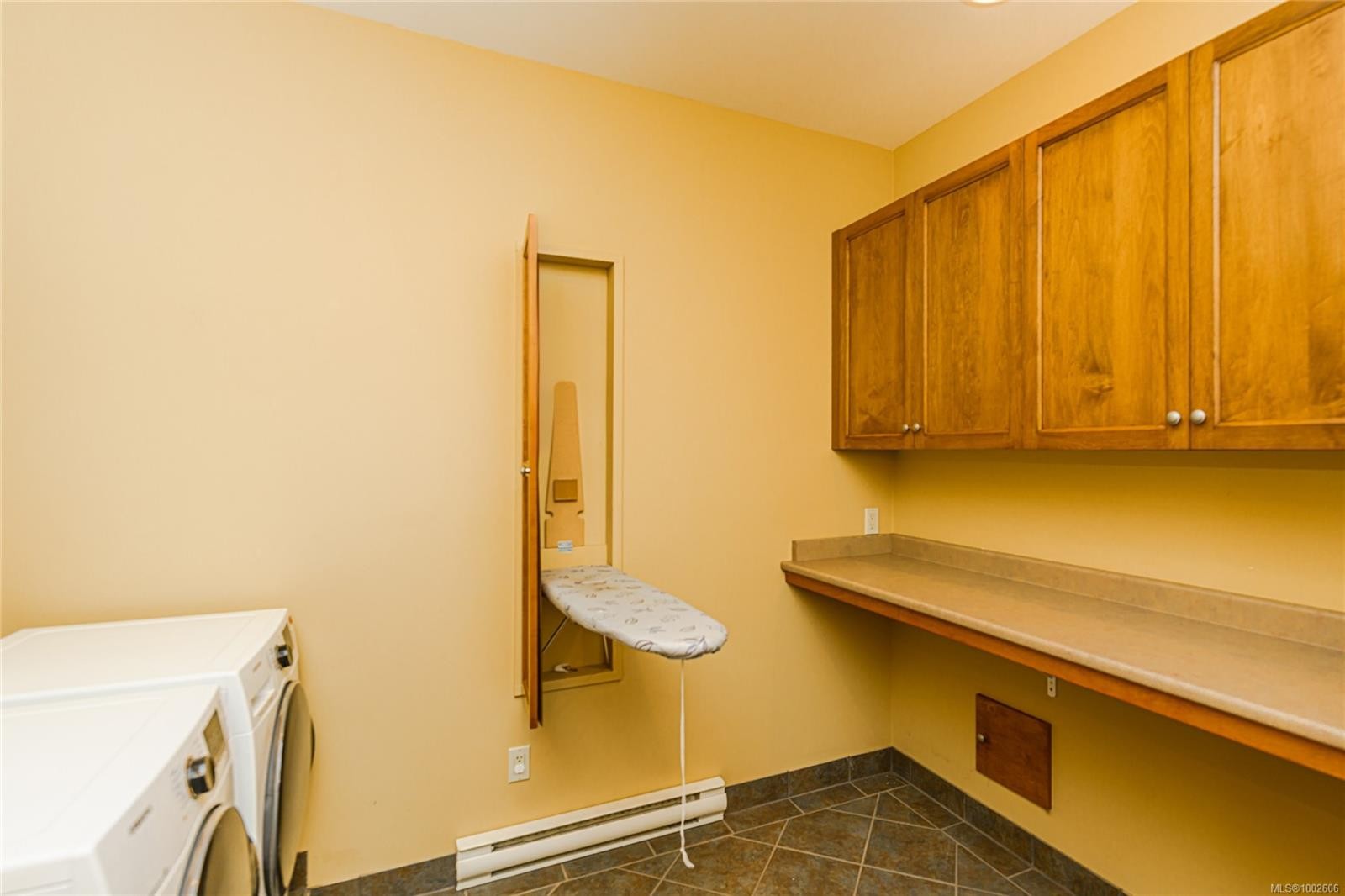









210


Norton

Rd,
Salt Spring,




BC
V8K 1C7


