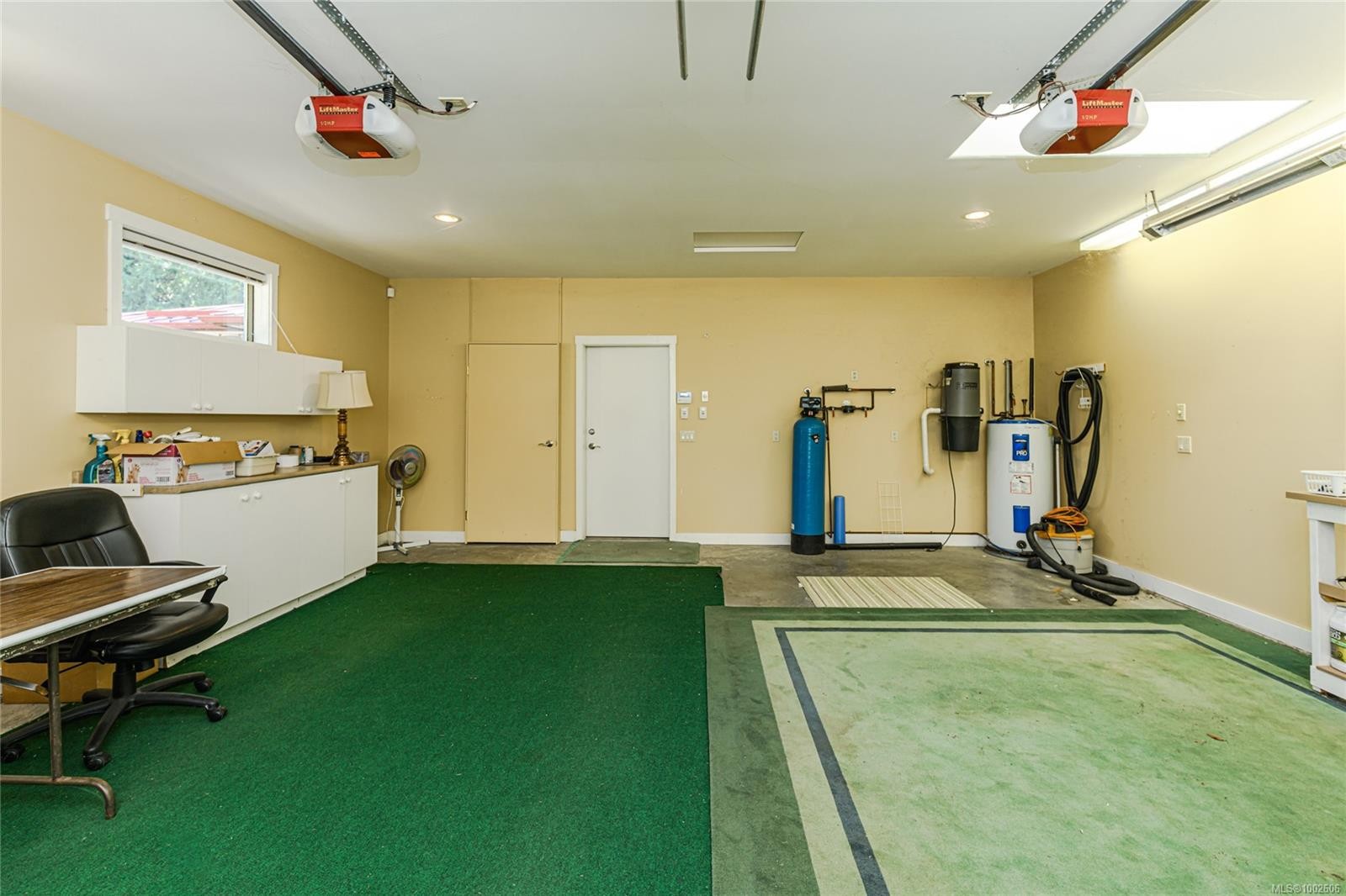 









210


Norton

Rd,
Salt Spring,




BC
V8K 1C7


