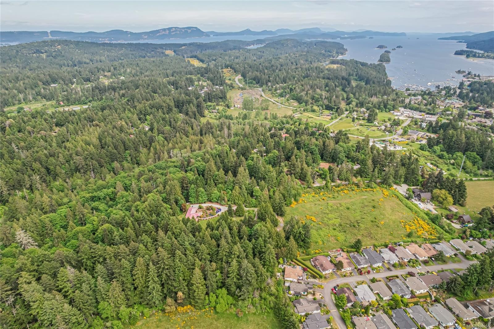 









210


Norton

Rd,
Salt Spring,




BC
V8K 1C7

