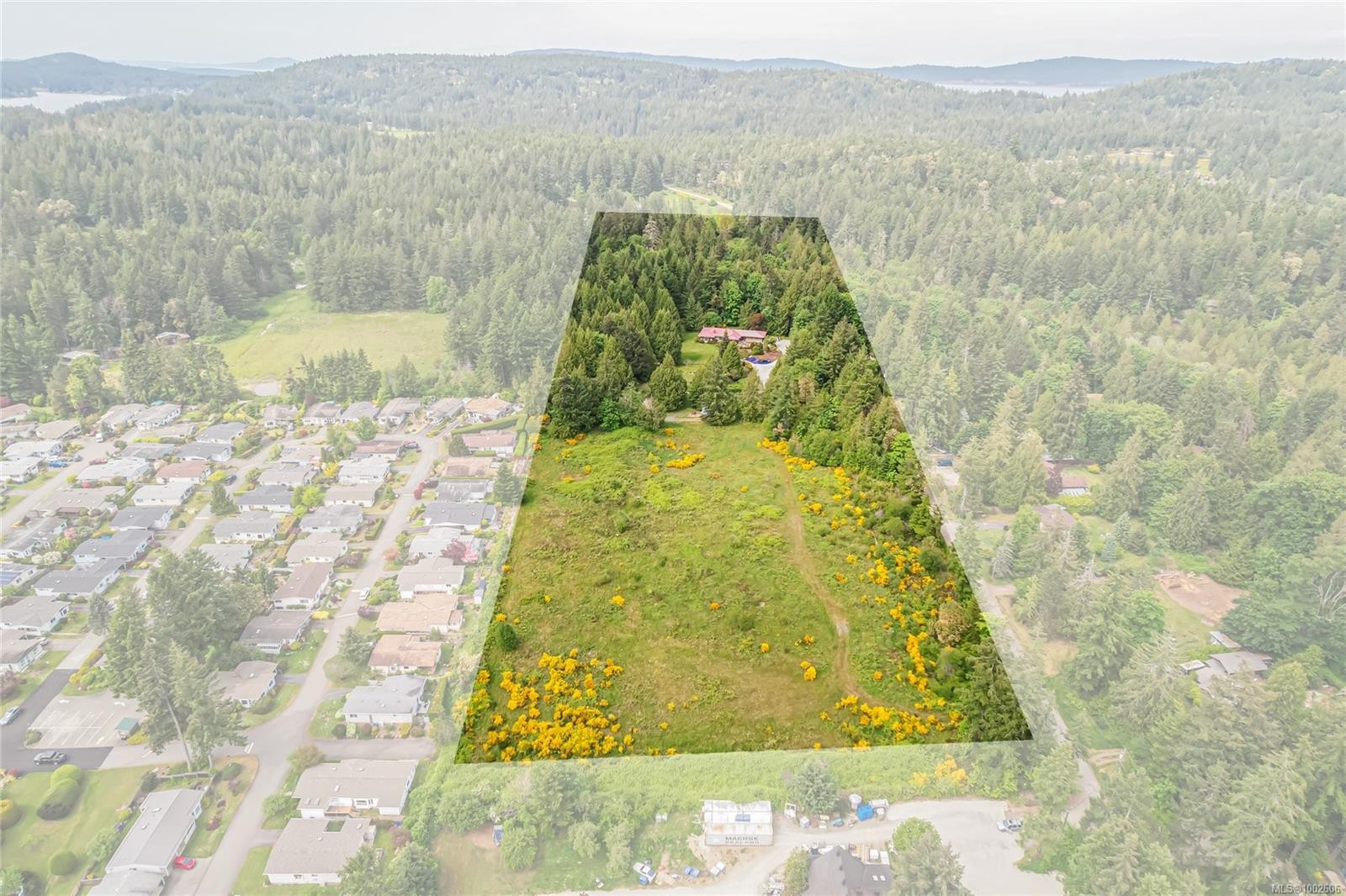 









210


Norton

Rd,
Salt Spring,




BC
V8K 1C7

