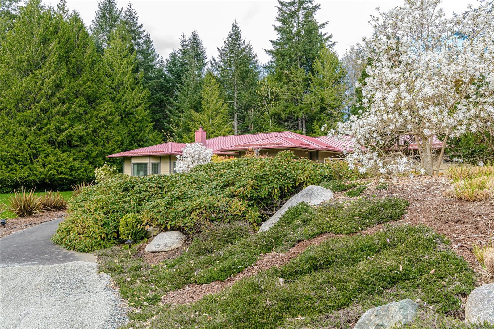 









210


Norton

Rd,
Salt Spring,




BC
V8K 1C7

