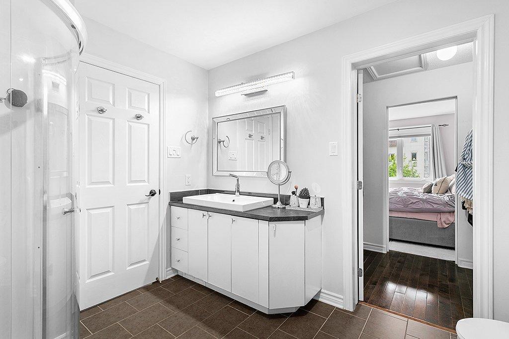 









30


Rue du Colonial

,
Gatineau (Aylmer),




QC
J9H0A7

