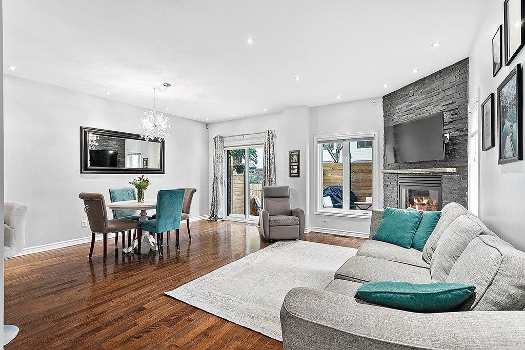 









30


Rue du Colonial

,
Gatineau (Aylmer),




QC
J9H0A7

