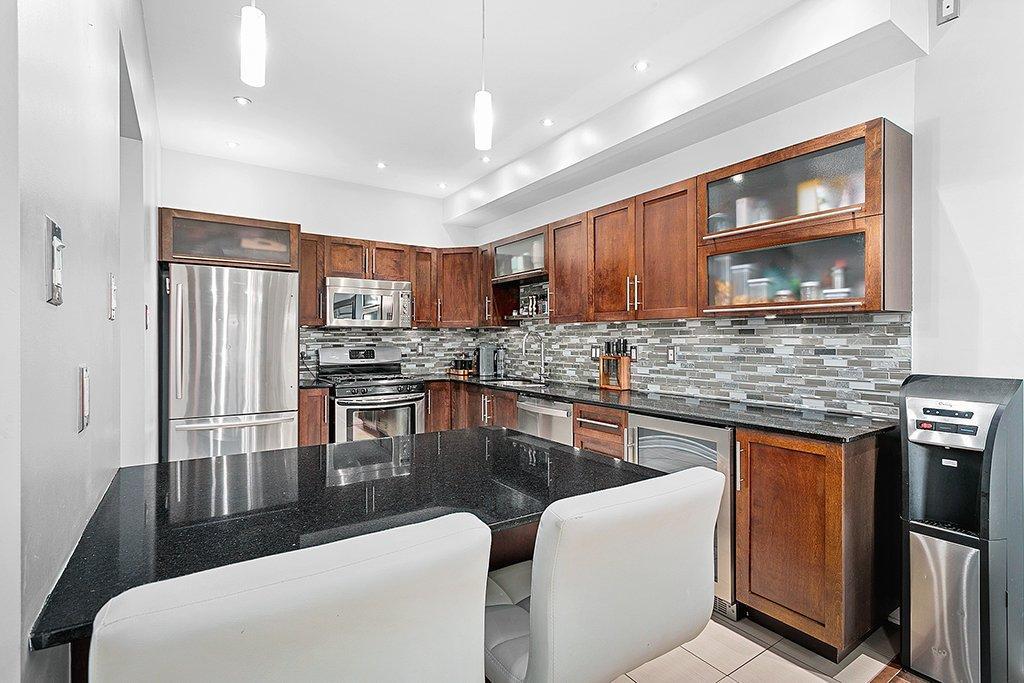 









30


Rue du Colonial

,
Gatineau (Aylmer),




QC
J9H0A7

