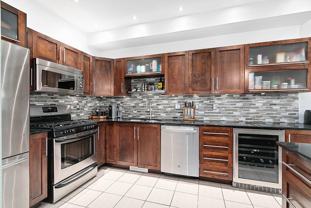 









30


Rue du Colonial

,
Gatineau (Aylmer),




QC
J9H0A7

