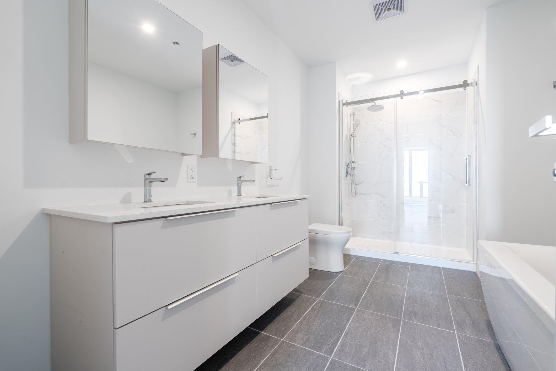 









1001


Rue Lucien-L'Allier

, 4502,
Montréal (Ville-Marie),




QC
H3G0G7

