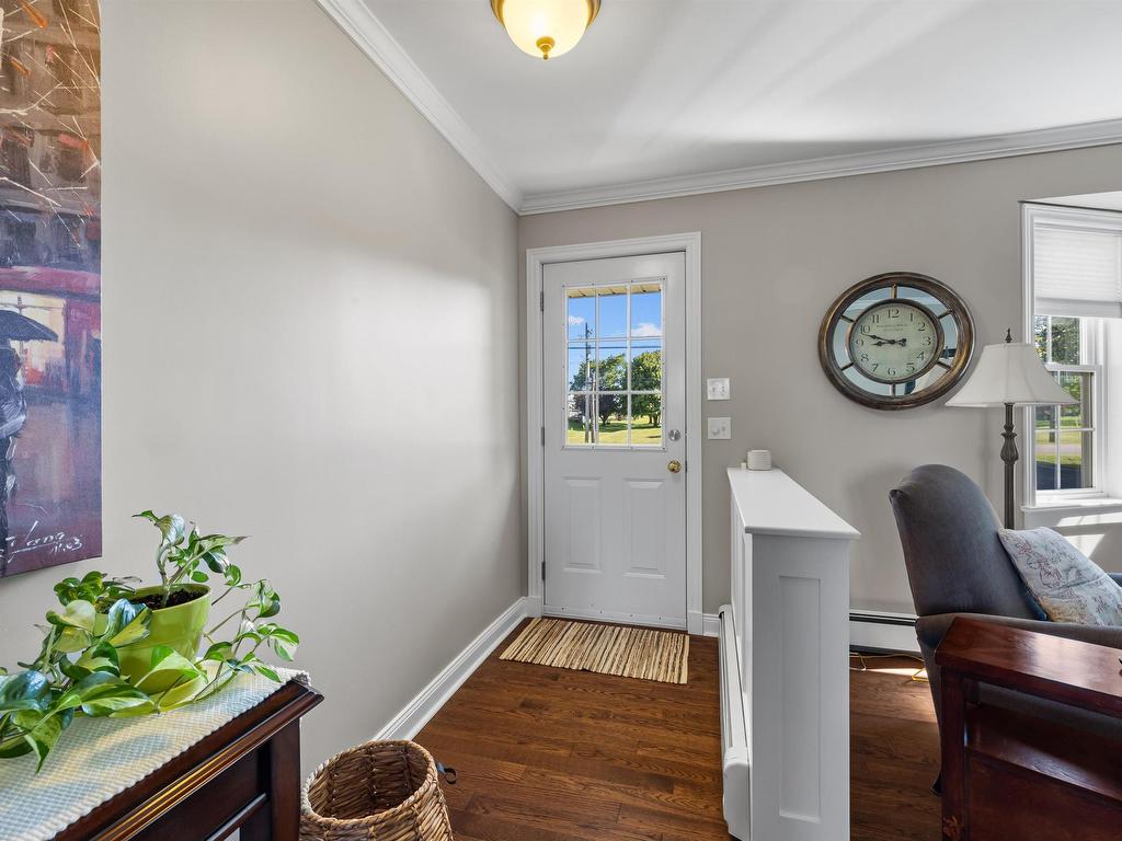 












1385 Linkletter Road

,
Linkletter,




PE
C1N 5M2

