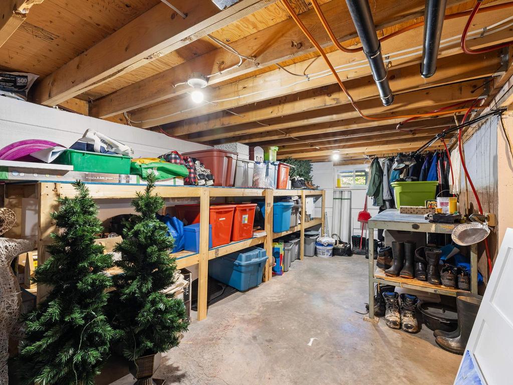 












1385 Linkletter Road

,
Linkletter,




PE
C1N 5M2

