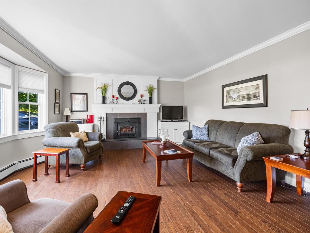 












1385 Linkletter Road

,
Linkletter,




PE
C1N 5M2

