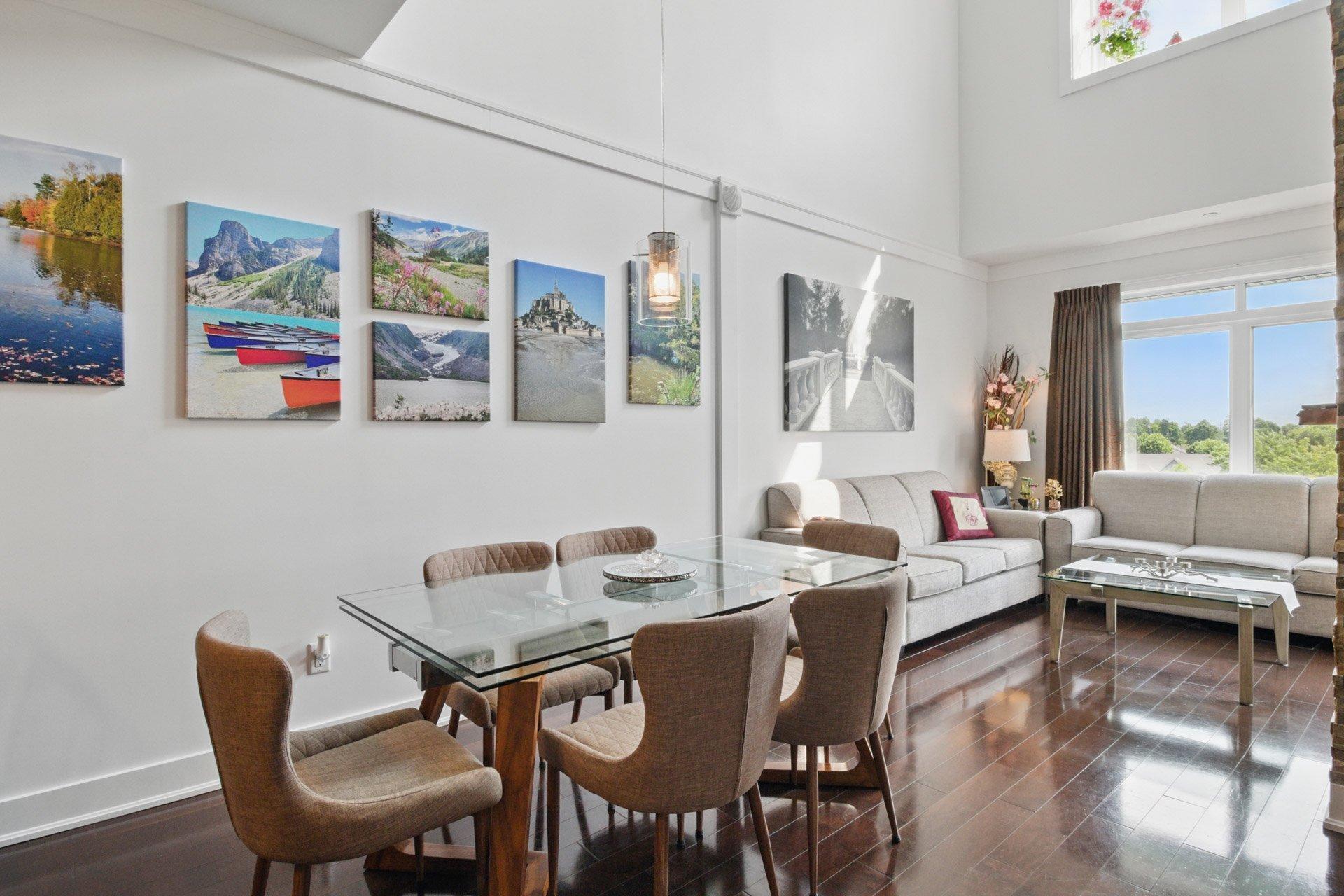 









1180


Ch. d'Aylmer

, 702,
Gatineau (Aylmer),




QC
J9H0G5

