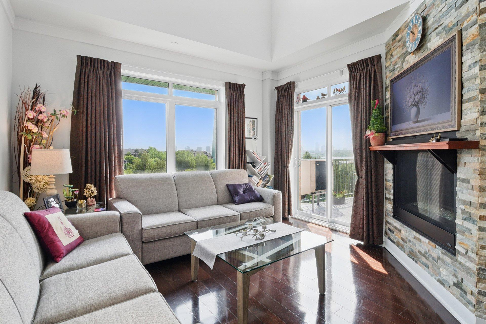 









1180


Ch. d'Aylmer

, 702,
Gatineau (Aylmer),




QC
J9H0G5

